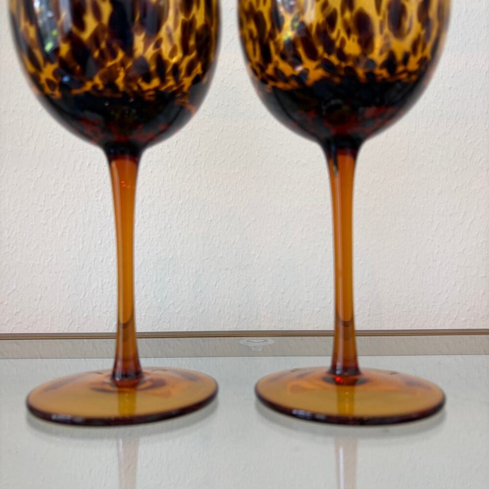 Rachel Zoe Tortoiseshell Wine Glass Set of 2 Chic Barware NEW - Picture 5 of 12